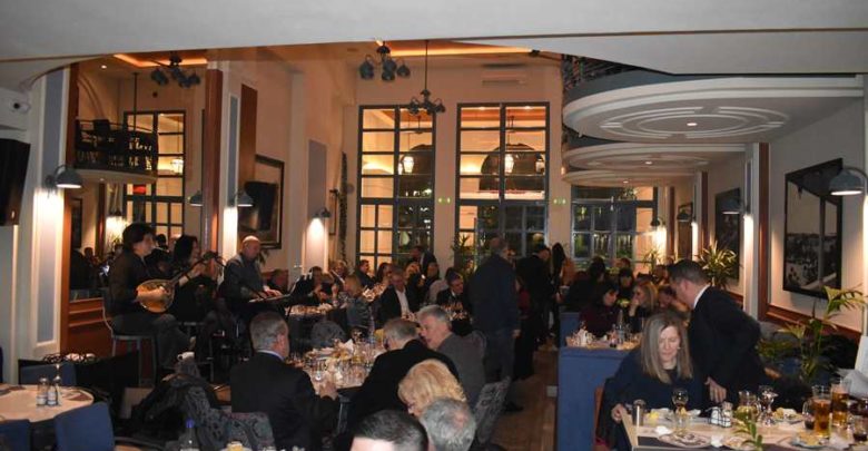 Την πρωτοχρονιάτικη πίτα της έκοψε η ΔΑΚΕ Πρωτοβάθμιας Εκπαίδευσης Λάρισας σε μια ζεστή βραδιά (φωτο) Την πρωτοχρονιάτικη πίτα της έκοψε η ΔΑΚΕ Πρωτοβάθμιας Εκπαίδευσης Λάρισας σε μια ζεστή βραδιά (φωτο)