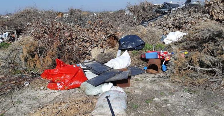 Μία ανεξέλεγκτη χωματερή όλος ο Δήμος Κιλελέρ - Στο Δημοτικό Συμβούλιο φέρνει το θέμα η αντιπολίτευση ζητώντας παρέμβαση εισαγγελέα Μία ανεξέλεγκτη χωματερή όλος ο Δήμος Κιλελέρ - Στο Δημοτικό Συμβούλιο φέρνει το θέμα η αντιπολίτευση ζητώντας παρέμβαση εισαγγελέα