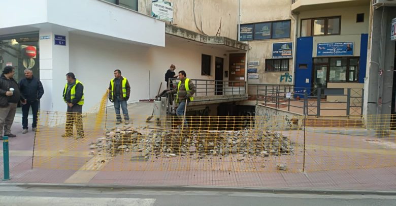 Την ΕΔΑΘΕΣΣ μηνύει ο Δήμος Λαρισαίων γιατί έσκαψε σε πεζόδρομο της ανακατασκευασμένης Μανδηλαρά Την ΕΔΑΘΕΣΣ μηνύει ο Δήμος Λαρισαίων γιατί έσκαψε σε πεζόδρομο της ανακατασκευασμένης Μανδηλαρά