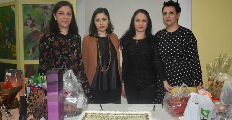 Έκοψε την πίτα της η Ένωση Γυναικών Λάρισας (φωτο) Έκοψε την πίτα της η Ένωση Γυναικών Λάρισας (φωτο)