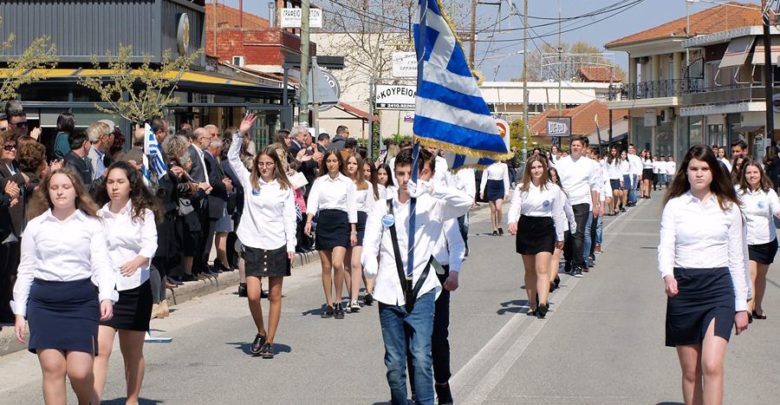Με κάθε επισημότητα η παρέλαση της 25ης Μαρτίου στο δήμο Κιλελέρ (φωτο) Με κάθε επισημότητα η παρέλαση της 25ης Μαρτίου στο δήμο Κιλελέρ (φωτο)