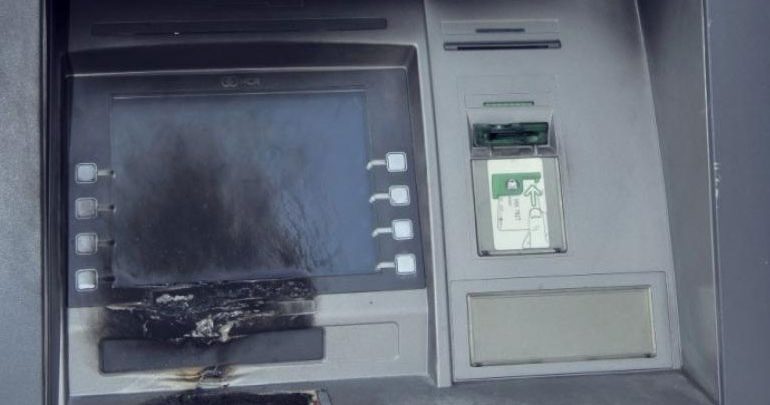 Έκρηξη σε ΑΤΜ στην Ελευσίνα Έκρηξη σε ΑΤΜ στην Ελευσίνα