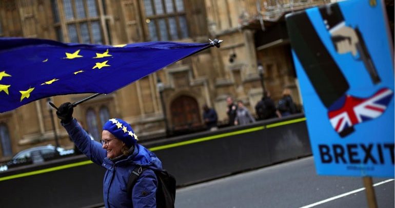 «Stop Brexit»: Περισσότερες από 700.000 υπογραφές «Stop Brexit»: Περισσότερες από 700.000 υπογραφές