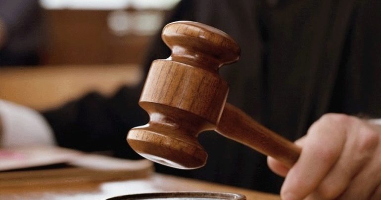 Ηράκλειο: Δέκα μήνες φυλακή στον πατέρα που κλείδωσε τον 8χρονο στο μπάνιο Ηράκλειο: Δέκα μήνες φυλακή στον πατέρα που κλείδωσε τον 8χρονο στο μπάνιο