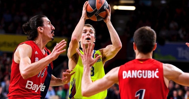 Euroleague: Ο Κοπόνεν «σκότωσε» την Μπαρτσελόνα, «αγκάλιασε» την 4η θέση η Αναντολού Euroleague: Ο Κοπόνεν «σκότωσε» την Μπαρτσελόνα, «αγκάλιασε» την 4η θέση η Αναντολού