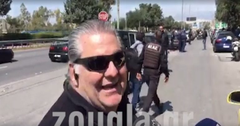 Ο ΣΑΤΑ διέγραψε τον ταξιτζή της λεωφόρου Βουλιαγμένης για την αντίδραση του με το αιμόφυρτο θύμα Ο ΣΑΤΑ διέγραψε τον ταξιτζή της λεωφόρου Βουλιαγμένης για την αντίδραση του με το αιμόφυρτο θύμα