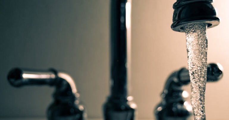 Για πιθανά προβλήματα στην υδροδότηση λόγω διακοπής ρεύματος, ενημερώνει η ΔΕΥΑΗ Για πιθανά προβλήματα στην υδροδότηση λόγω διακοπής ρεύματος, ενημερώνει η ΔΕΥΑΗ