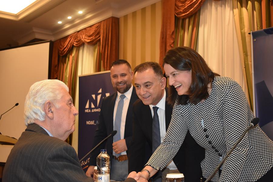 Κεραμέως από τη Λάρισα: H Παιδεία είναι η πιο σημαντική επένδυση για τη χώρα (φωτο)