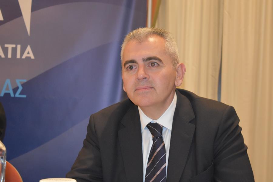 Κεραμέως από τη Λάρισα: H Παιδεία είναι η πιο σημαντική επένδυση για τη χώρα (φωτο)