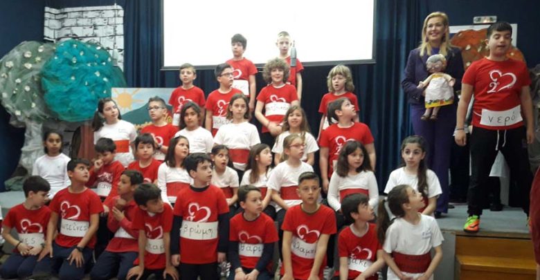 Τα παραμύθια ταξιδεύουν και προσφέρουν πρότυπα ζωής Τα παραμύθια ταξιδεύουν και προσφέρουν πρότυπα ζωής