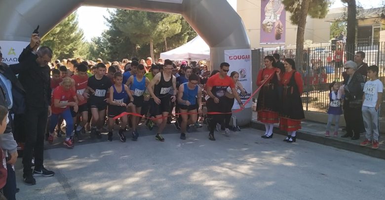 Λαρισαίοι όλων των ηλικιών έτρεξαν στον λαϊκό αγώνα «Πελάσγιος Δρόμος» και το απόλαυσαν (φωτο) Λαρισαίοι όλων των ηλικιών έτρεξαν στον λαϊκό αγώνα «Πελάσγιος Δρόμος» και το απόλαυσαν (φωτο)