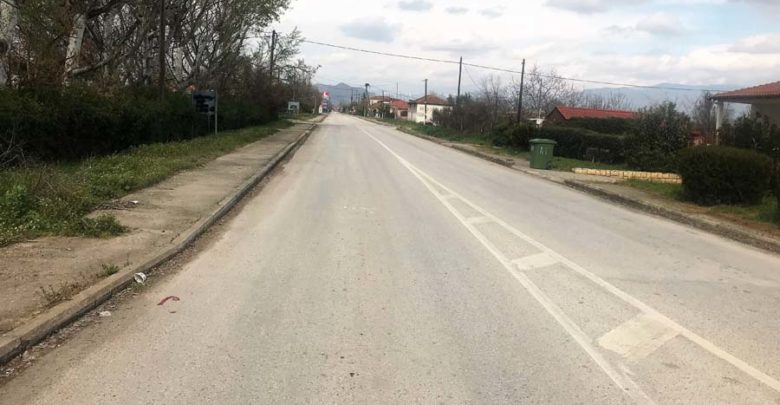 Ανατασκευάζονται τα πεζοδρόμια στην είσοδο του Πλατυκάμπου Ανατασκευάζονται τα πεζοδρόμια στην είσοδο του Πλατυκάμπου