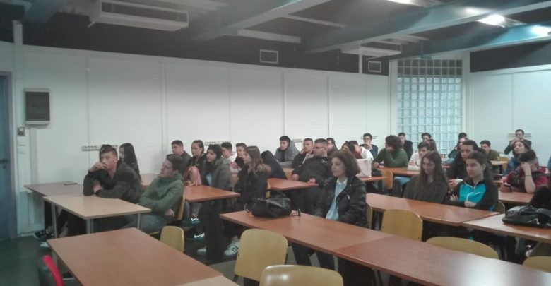 Διδακτική επίσκεψη μαθητών του Γυμνασίου Κοιλάδας στο Πανεπιστήμιο Θεσσαλίας Διδακτική επίσκεψη μαθητών του Γυμνασίου Κοιλάδας στο Πανεπιστήμιο Θεσσαλίας