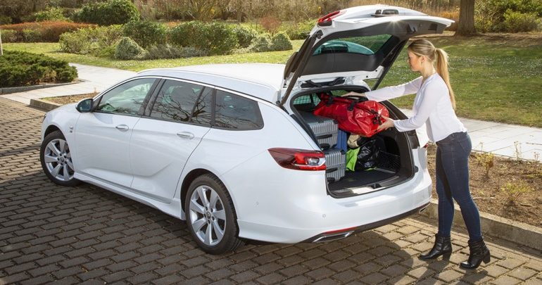 Η Opel κάνει τις διακοπές απόλαυση! Η Opel κάνει τις διακοπές απόλαυση!