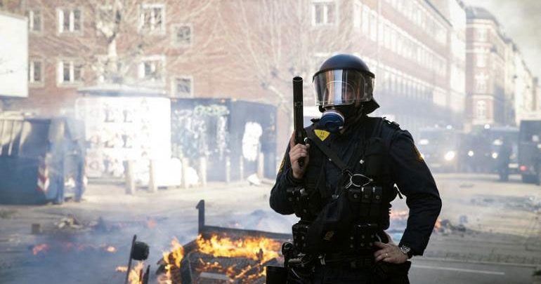 Δανία: Επεισόδια ξέσπασαν στη Κοπεγχάγη - 23 συλλήψεις Δανία: Επεισόδια ξέσπασαν στη Κοπεγχάγη - 23 συλλήψεις