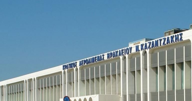 Συλλήψεις για πλαστογραφία πιστοποιητικών στο αεροδρόμιο του Ηρακλείου Συλλήψεις για πλαστογραφία πιστοποιητικών στο αεροδρόμιο του Ηρακλείου