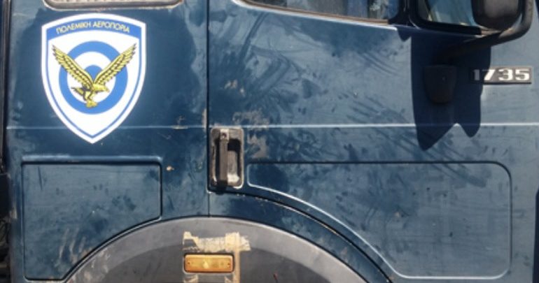 Τροχαίο ατύχημα με φορτηγό της Πολεμικής Αεροπορίας στην Π.Ε.Ο. Πατρών-Πύργου Τροχαίο ατύχημα με φορτηγό της Πολεμικής Αεροπορίας στην Π.Ε.Ο. Πατρών-Πύργου