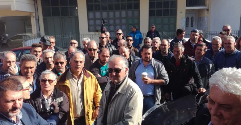 Κατεβαίνουν Μεγάλη Τρίτη στην Αθήνα ζητώντας πολιτική λύση οι Λαρισαίοι αμυγδαλοπαραγωγοί (φωτό) Κατεβαίνουν Μεγάλη Τρίτη στην Αθήνα ζητώντας πολιτική λύση οι Λαρισαίοι αμυγδαλοπαραγωγοί (φωτό)