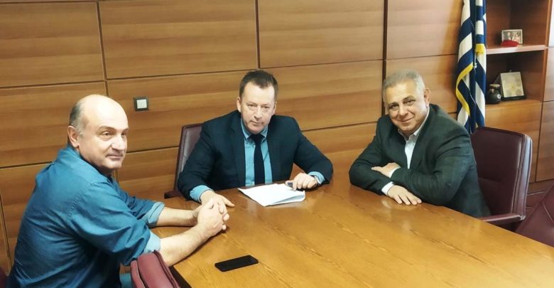 Με τον πρόεδρο του ΕΛΓΑ συναντήθηκε ο Κόκκαλης ζητώντας άμεσες εκτιμήσεις για το χαλάζι Με τον πρόεδρο του ΕΛΓΑ συναντήθηκε ο Κόκκαλης ζητώντας άμεσες εκτιμήσεις για το χαλάζι