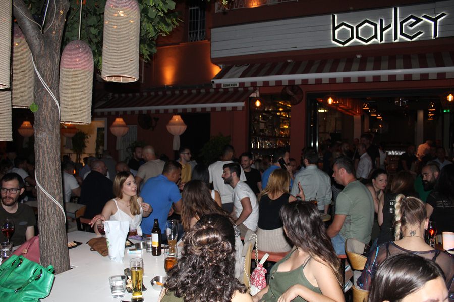 Χαλαρή βραδιά επικοινωνίας με πλήθος κόσμου για τον Γιώργο Κατσιαντώνη - Πλούσιο Φωτορεπορτάζ