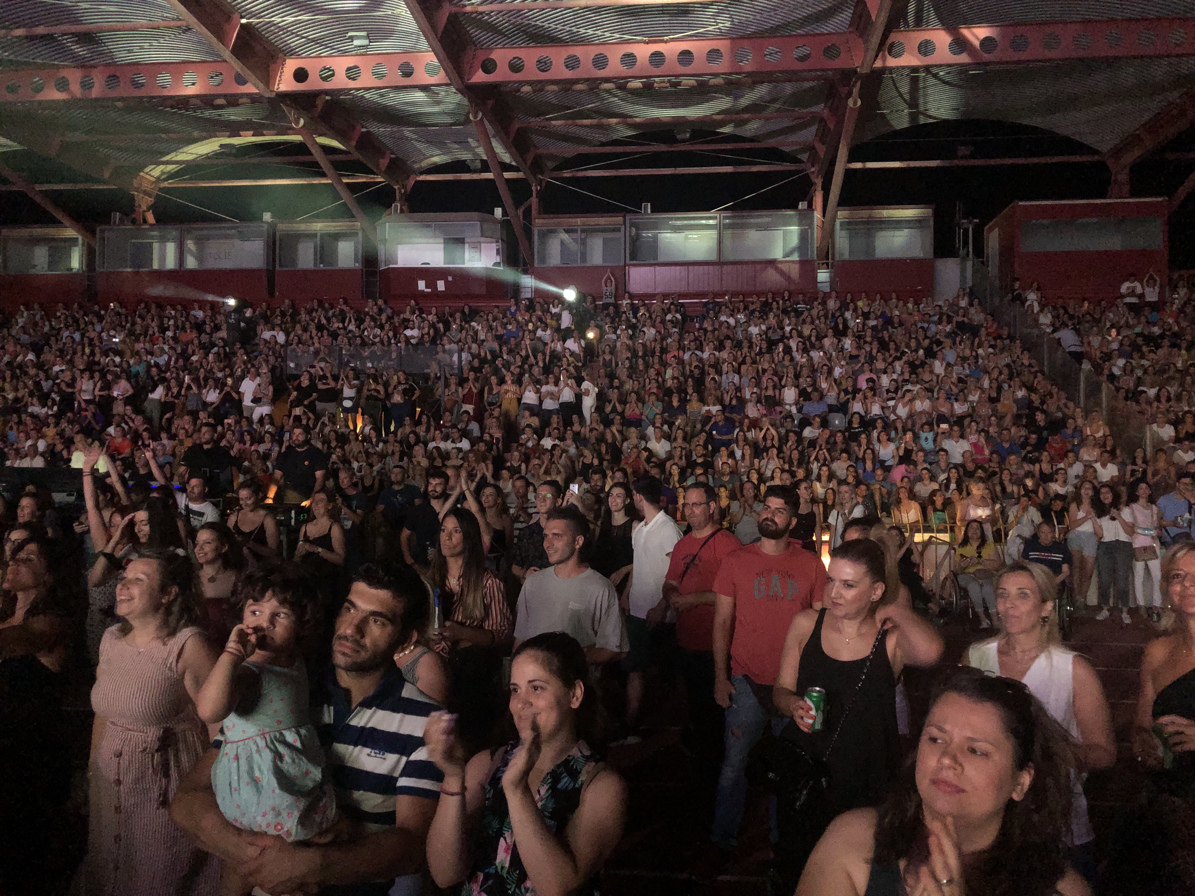 Πανζουρλισμός για Ρούβα και Ρόκκο στο Αλκαζάρ (φωτό - βίντεο)