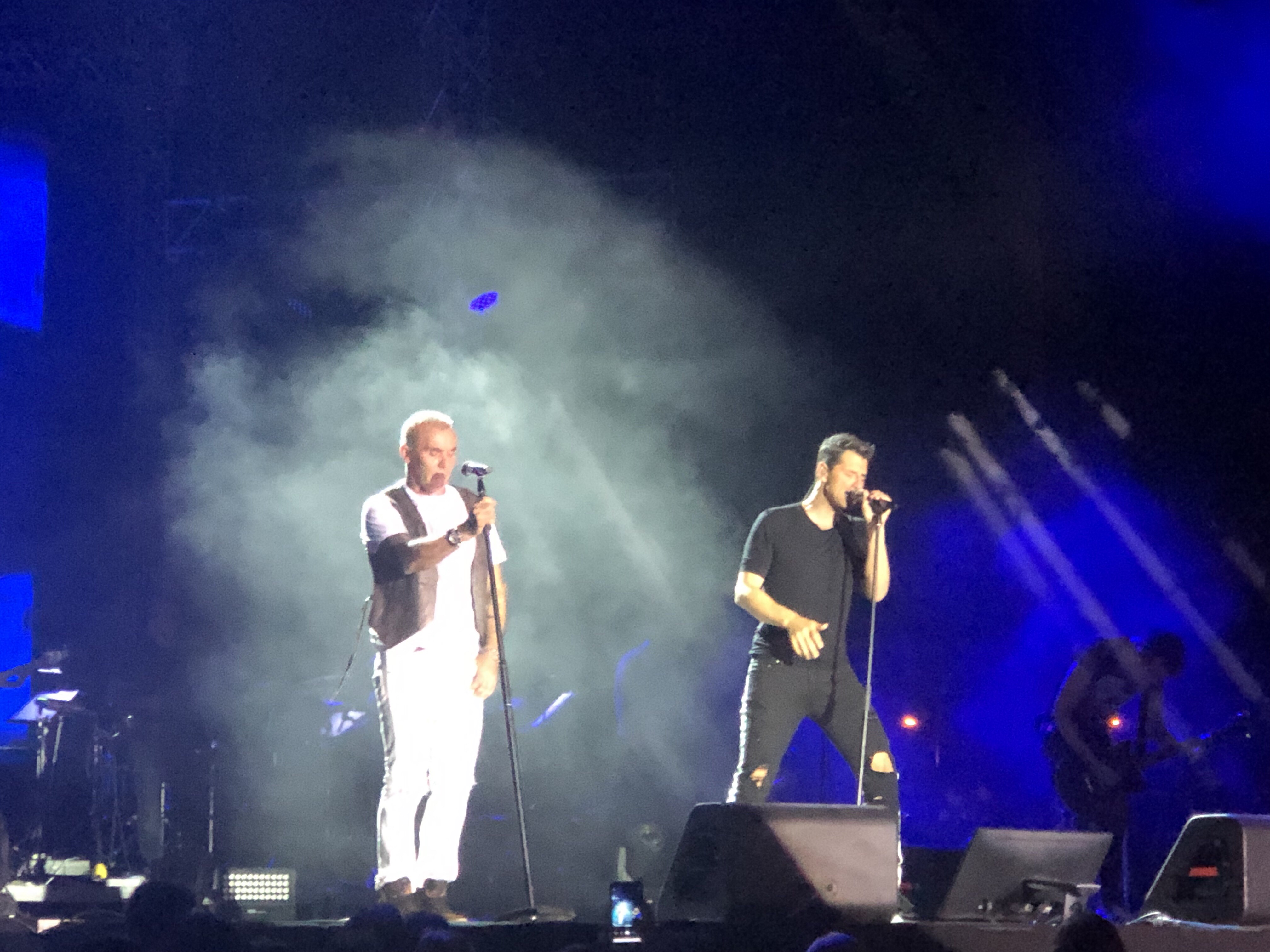 Πανζουρλισμός για Ρούβα και Ρόκκο στο Αλκαζάρ (φωτό - βίντεο)