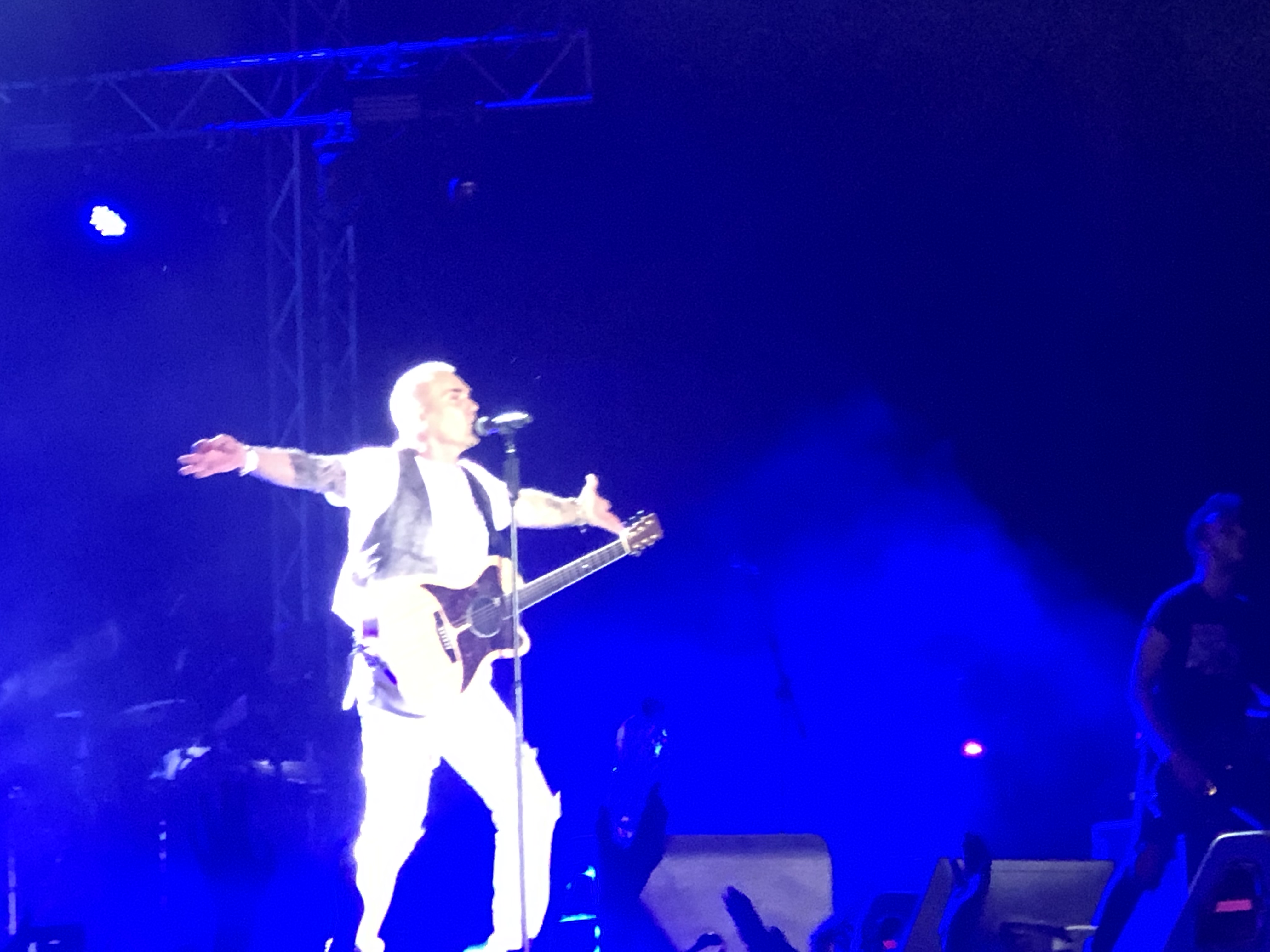 Πανζουρλισμός για Ρούβα και Ρόκκο στο Αλκαζάρ (φωτό - βίντεο)