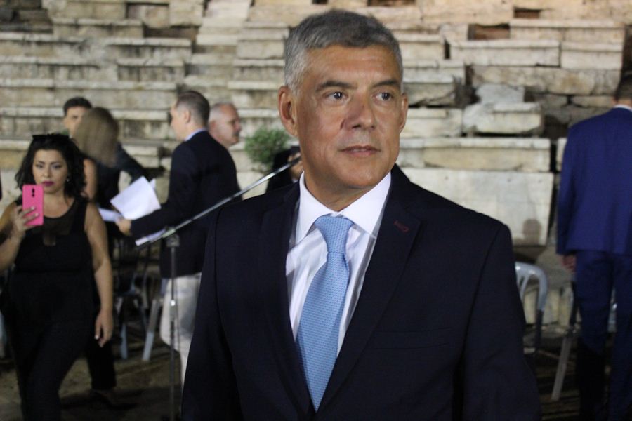 Λαμπρή τελετή ορκωμοσίας του Περ. Συμβουλίου στο Αρχαίο Θέατρο Λάρισας – Αγοραστός: «Περιφέρεια πρότυπο η Θεσσαλία» (φωτο-βίντεο)