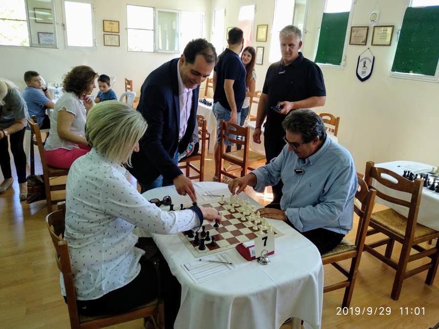 Στα Φάρσαλα διεξήχθη ένα από τα μεγαλύτερα σκακιστικά ραντεβού της Ελλάδας (φωτο)