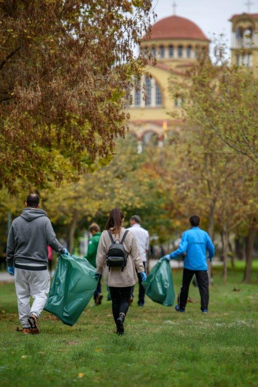 Πλήθος εθελοντών στην πρωτοβουλία της ΟΛΥΜΠΟΣ για έναν καθαρότερο Πηνειό