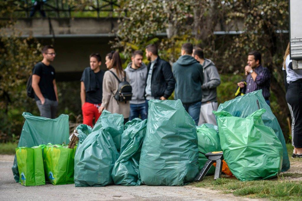 Πλήθος εθελοντών στην πρωτοβουλία της ΟΛΥΜΠΟΣ για έναν καθαρότερο Πηνειό