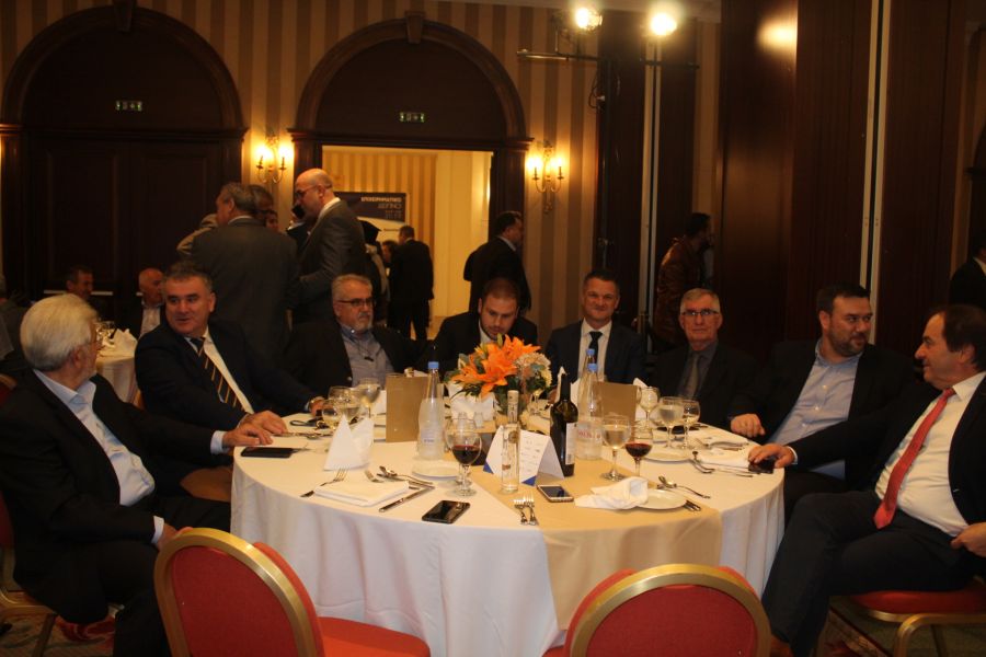 Δείτε πλούσιο φωτορεπορτάζ από το δείπνο του ΣΘΕΒ στη Λάρισα
