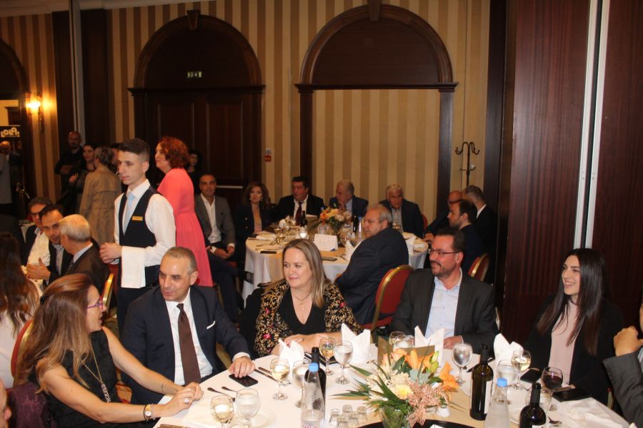 Δείτε πλούσιο φωτορεπορτάζ από το δείπνο του ΣΘΕΒ στη Λάρισα
