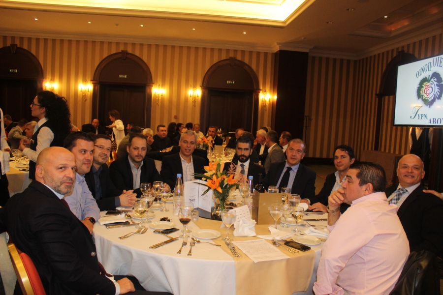 Δείτε πλούσιο φωτορεπορτάζ από το δείπνο του ΣΘΕΒ στη Λάρισα