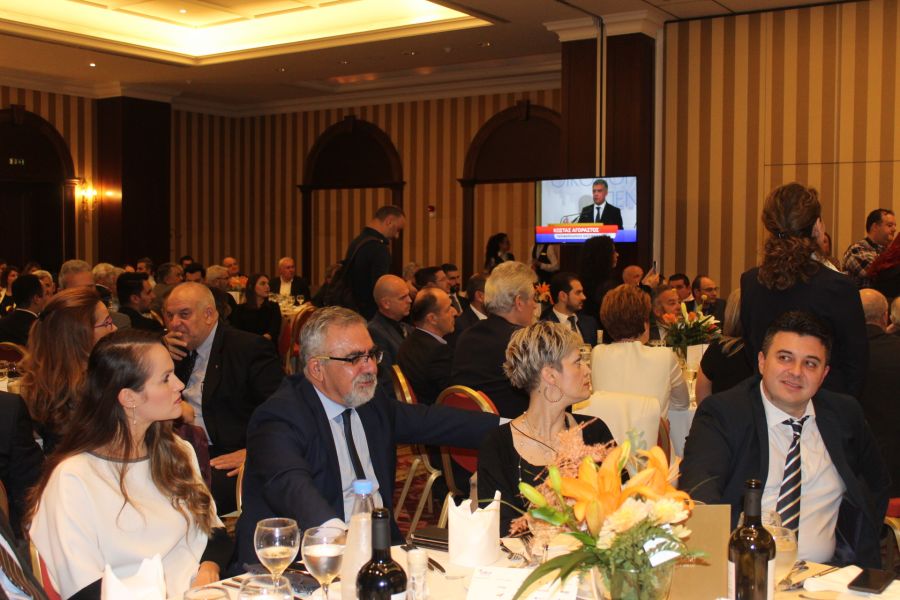 Δείτε πλούσιο φωτορεπορτάζ από το δείπνο του ΣΘΕΒ στη Λάρισα