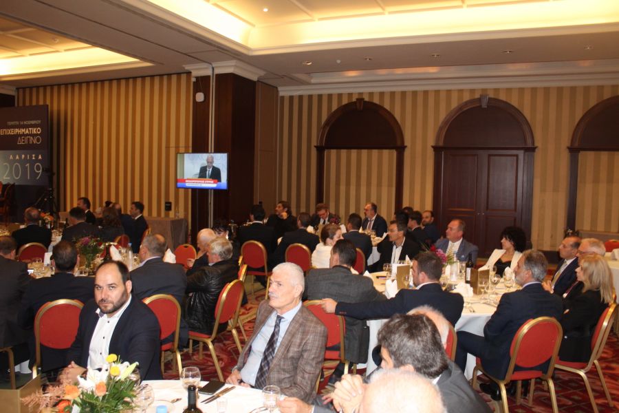 Δείτε πλούσιο φωτορεπορτάζ από το δείπνο του ΣΘΕΒ στη Λάρισα