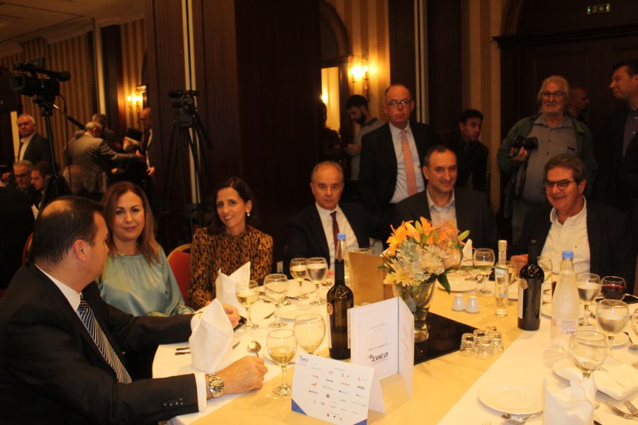 Δείτε πλούσιο φωτορεπορτάζ από το δείπνο του ΣΘΕΒ στη Λάρισα
