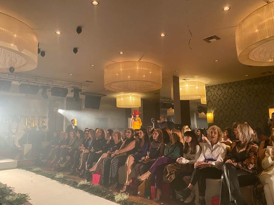 Έλαμψε στη Λάρισα η επίδειξη μόδας που έγινε για καλό σκοπό (φωτο – βίντεο)