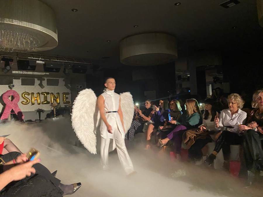 Έλαμψε στη Λάρισα η επίδειξη μόδας που έγινε για καλό σκοπό (φωτο – βίντεο)