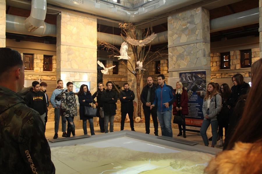 Μαθητές σχολείων της Μαγνησίας και της Λάρισας επισκέφτηκαν το Μουσείο της Κάρλας στα Κανάλια