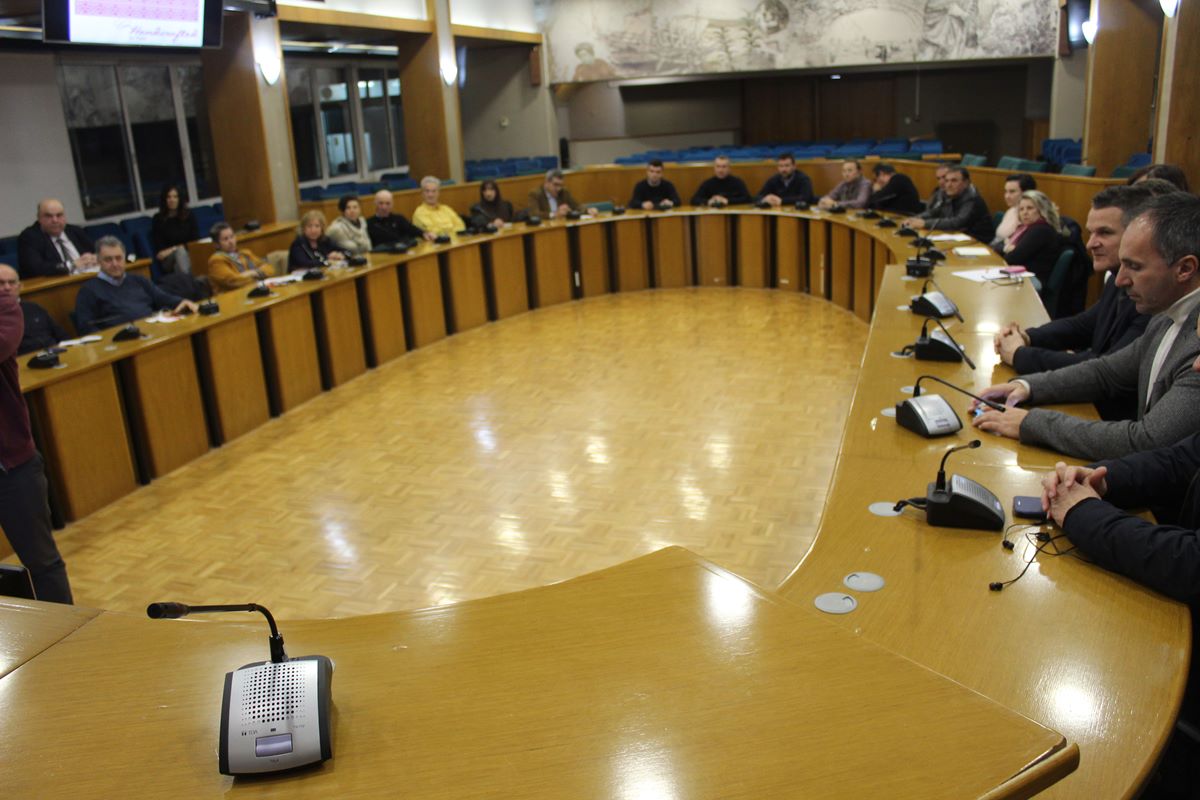 Αγοραστός: Αυξήθηκε ο τουρισμός στη Θεσσαλία – «Η Λάρισα πρέπει να περιμένει το Αρχαίο Θέατρο, δεν είναι ούτε Κρήτη ούτε Μύκονος…» (φωτο)