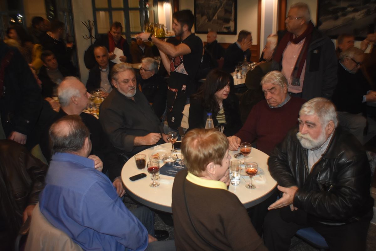 «Βασίλεψε» το ΚΙΝΑΛ στη Λάρισα παρουσία του Π. Χρηστίδη και της Ε. Λιακούλη (φωτο – βίντεο)