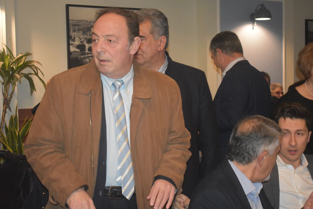 «Βασίλεψε» το ΚΙΝΑΛ στη Λάρισα παρουσία του Π. Χρηστίδη και της Ε. Λιακούλη (φωτο – βίντεο)