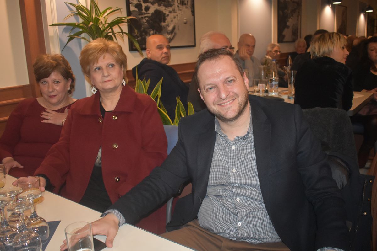 «Βασίλεψε» το ΚΙΝΑΛ στη Λάρισα παρουσία του Π. Χρηστίδη και της Ε. Λιακούλη (φωτο – βίντεο)