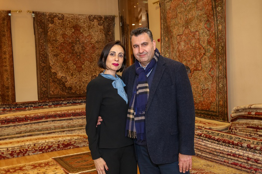 Δύο κλίνες για τη ΜΕΘ του Πανεπιστημιακού δωρίζουν οι Γιάννης και Εύη Καντώνια - Παραδίδονται αύριο