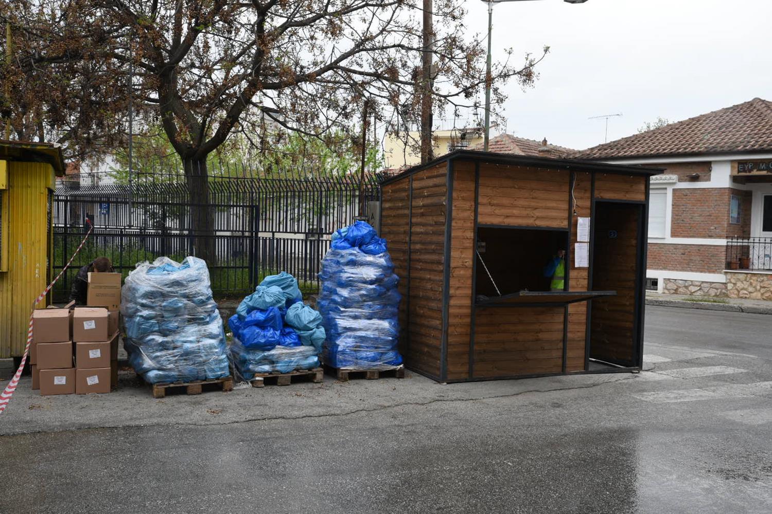 Εκατοντάδες δειγματοληψίες στους οικισμούς Ρομά στο νομό Λάρισας (φωτό)