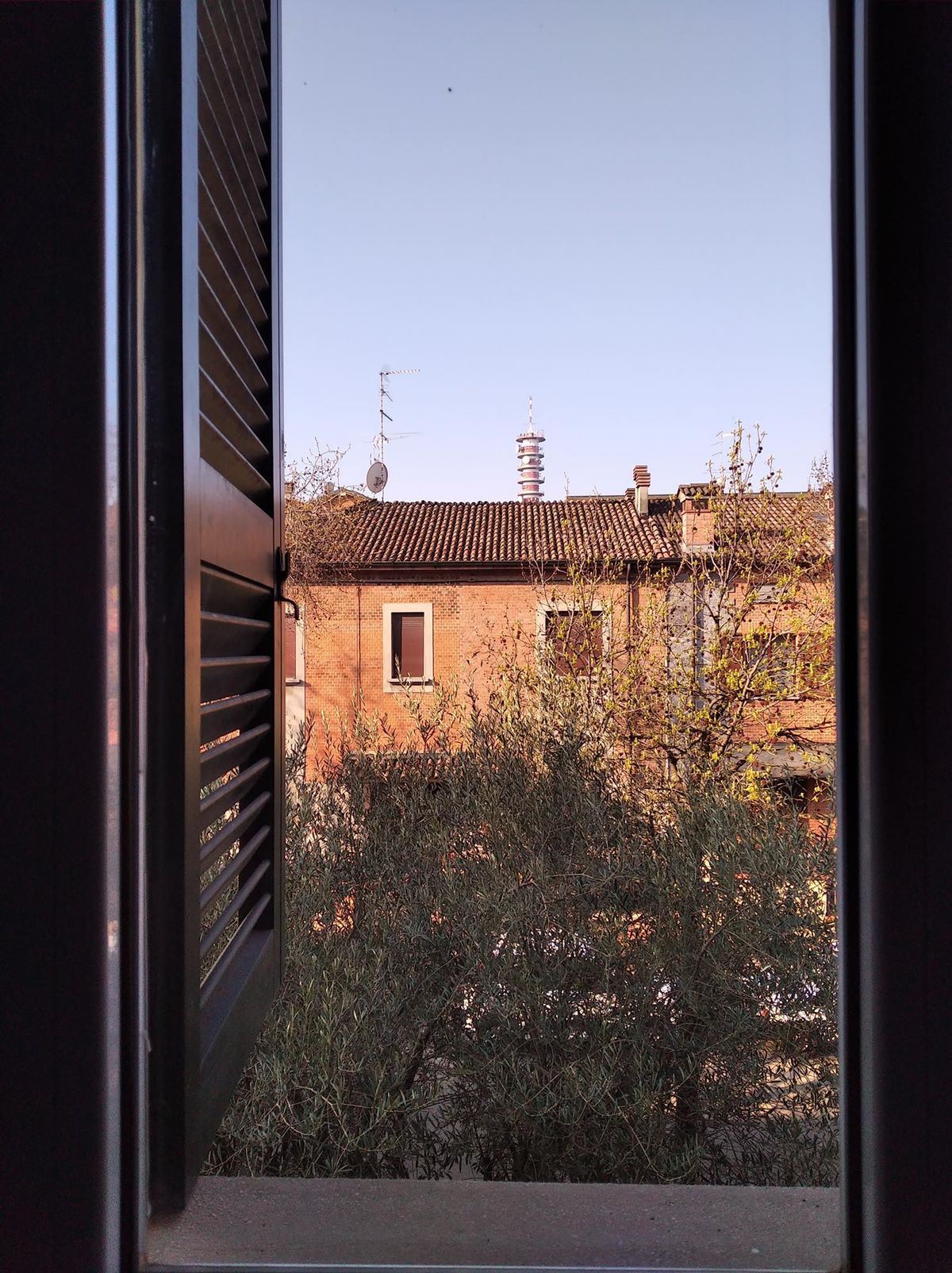 Κορωνοϊός: Νεαρή Λαρισαία από την περιοχή όπου ξεκίνησε ο εφιάλτης στην Ιταλία περιγράφει την «κόλαση» - Ακούγαμε τα ασθενοφόρα κάθε 20’ (φωτο)