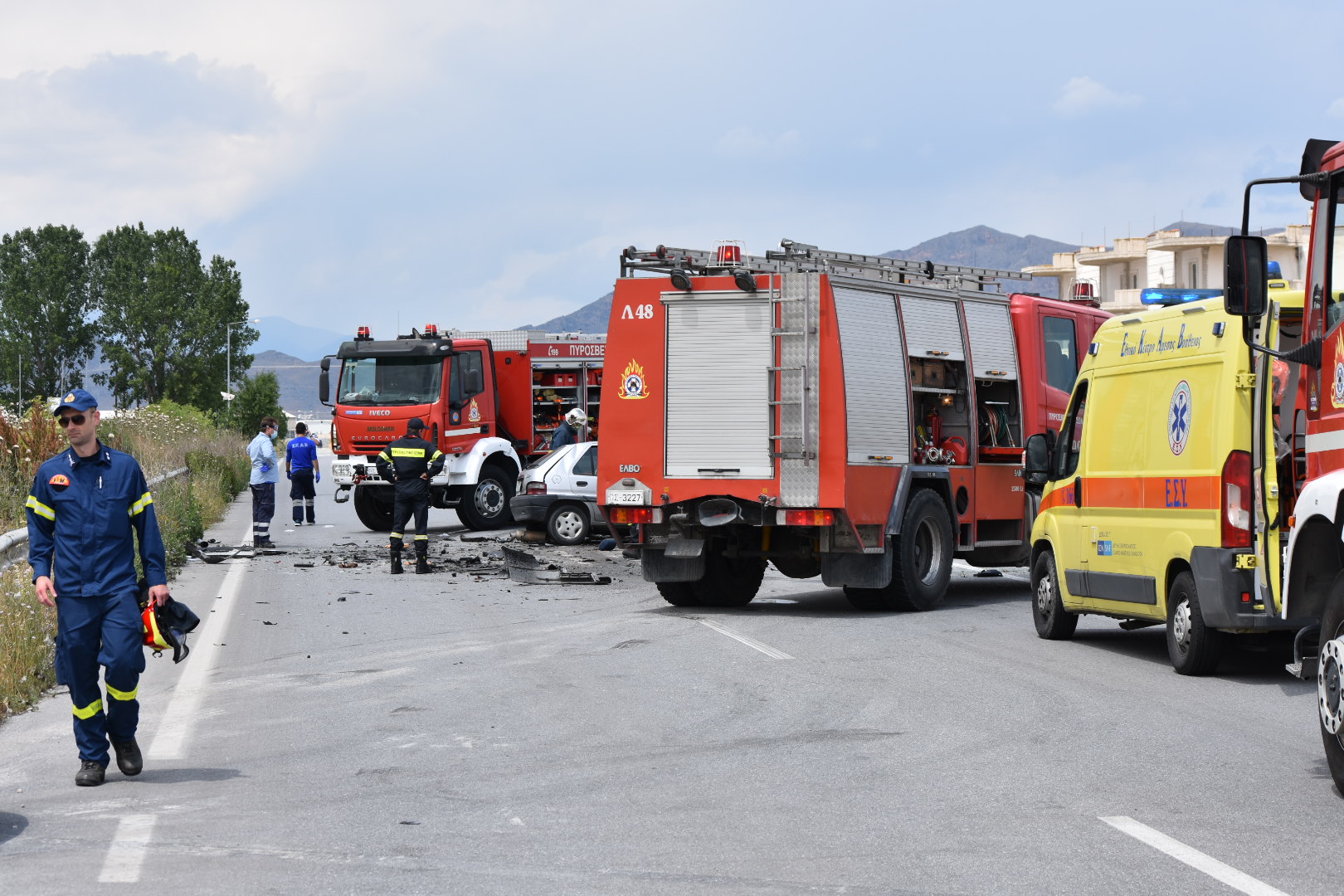 Λάρισα: Θανατηφόρο τροχαίο στον κόμβο Πλατυκάμπου - Σκοτώθηκε νεαρός οδηγός (Δείτε φωτογραφίες)