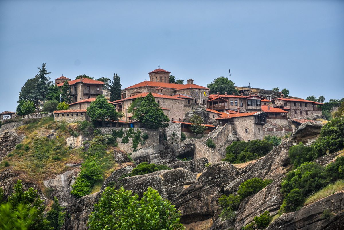 Όταν ο Κώστας Αγοραστός γίνεται ο ίδιος ξεναγός σε Λάρισα, Κάρλα και Καλαμπάκα: “Απόλυτος προορισμός για το φετινό καλοκαίρι η Θεσσαλία” (φωτο)