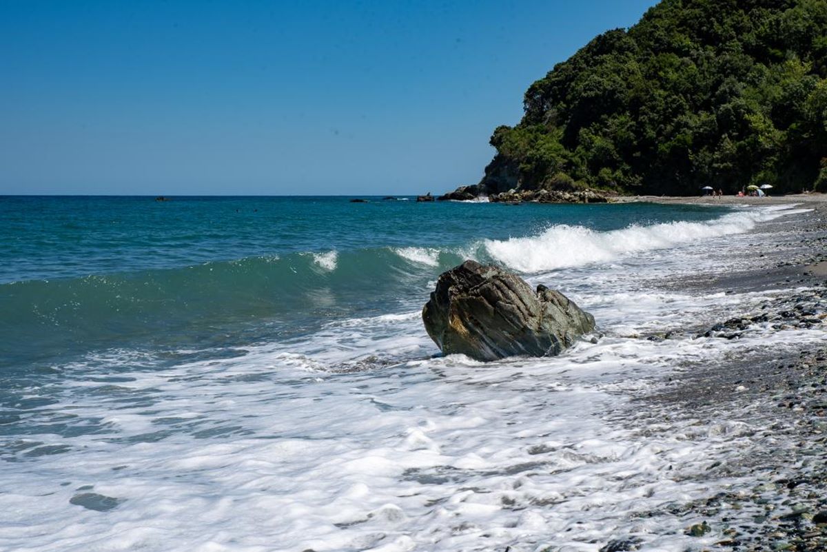 Λάρισα: Η μικρή παραλία Τσιλιγιώργος για εκλεκτικούς - Φωτορεπορτάζ